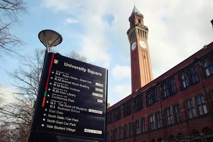 英国顶尖大学正式接受中国高考成绩